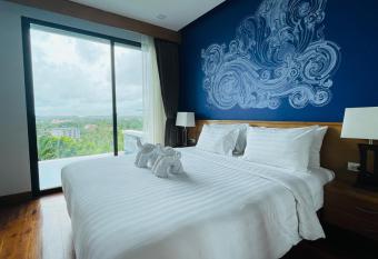 Aonang Suite Pool Villa allows 18 year olds to book a room