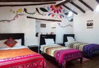 Ollantaytampu Hostel has Balcony rooms