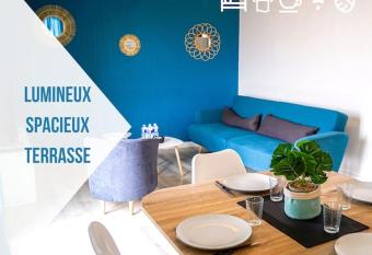 L Eden Urbain   Stationnement Facile   Proche Centre has Balcony rooms