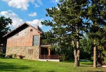 Vikendica Domazetov has Balcony rooms