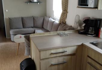 mobil-home trigano 3 chambres has Balcony rooms