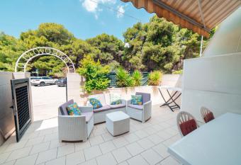 GALLIPOLI 30 METRI DAL MARE 8 posti letto e WiFi has Balcony rooms