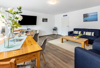 Am Alten Brunnen has Balcony rooms