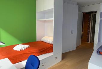 Modern Hochhaus has Balcony rooms