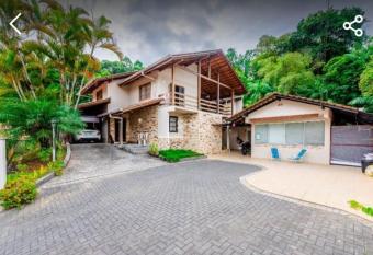 Krohberger Residence Hostel allows 18 year olds to book a room