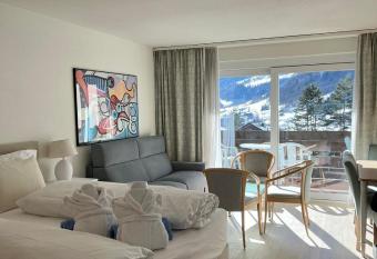 Outstanding Studio with spa access has Balcony rooms