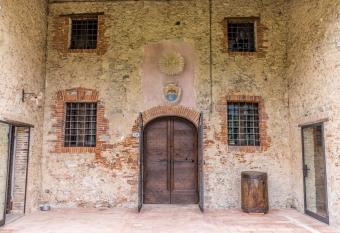 Frantoio Del Moscatello has Balcony rooms
