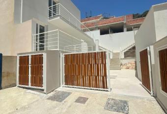 Fenici Levanzo - Island Apartments has Balcony rooms