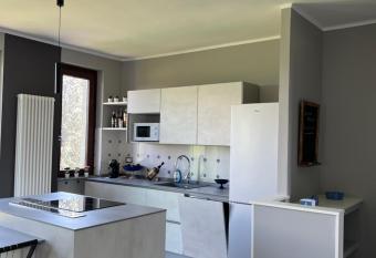 Casetta Fausta immersa nel Golf Margara. has Balcony rooms