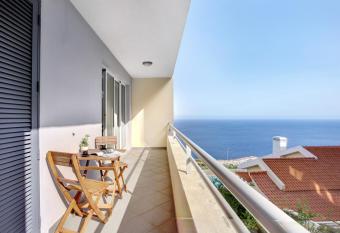 Apartamento F  nix Garajau has Balcony rooms