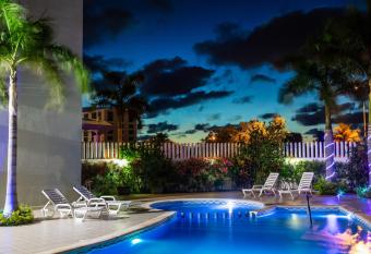 One Cancun Centro allows 18 year olds to book a room