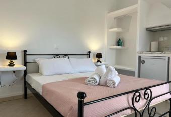 AmatoNostro has Balcony rooms