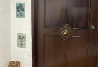 C  moda rec  mara con servicios has Balcony rooms