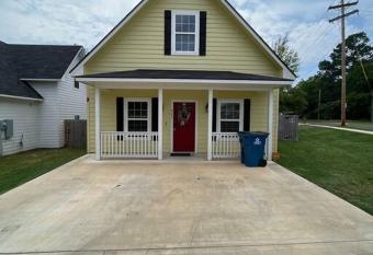 ComfyStay allows 18 year olds to book a room