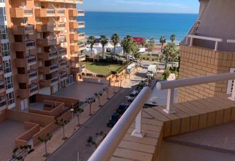 Cala Blanca on the beach has rooms with a private hot tub