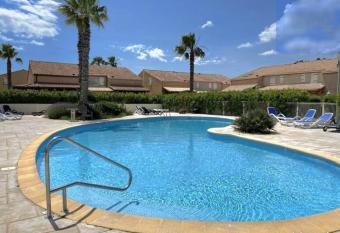 Villa 34 has Balcony rooms