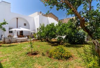 Casa padronale a 3 km da Gallipoli has Balcony rooms