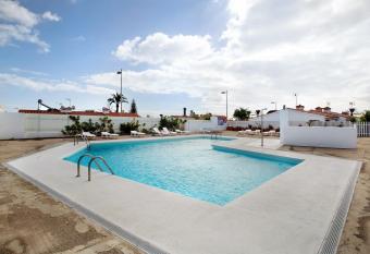 Haus Brigitte allows 18 year olds to book a room