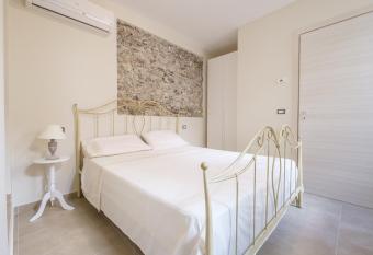 Appartamento in Villetta Pistorio has Balcony rooms