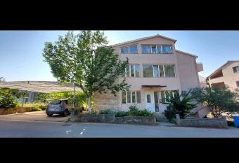 Jasna has Balcony rooms
