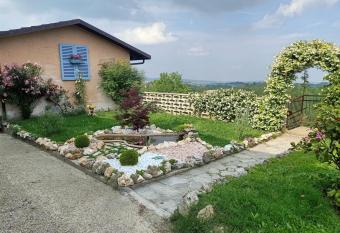 Vista super has Balcony rooms