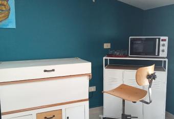 il rifugio di d annunzio allows 18 year olds to book a room