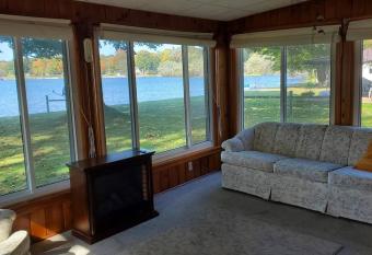 Serenity Sunset has Balcony rooms