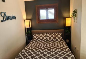 Sa Mooi Domu allows 18 year olds to book a room