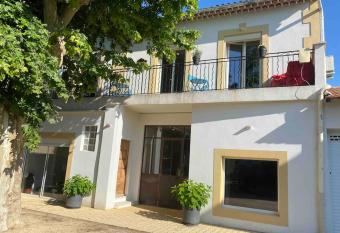 Location appartement 1 chambre et d  pendance en sus dans un mas proven  al au coeur du luberon has Balcony rooms