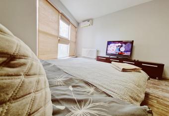 Rentpoint - Mottima apartment has Balcony rooms