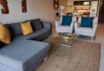 Zimbali Suites 208 allows 18 year olds to book a room