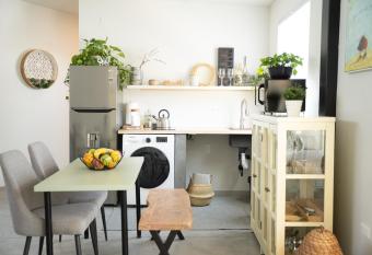 (null) allows 18 year olds to book a room