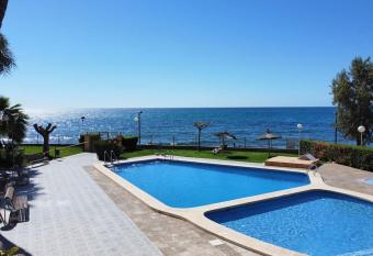 Vistas al Mar Mediterr  neo has Balcony rooms