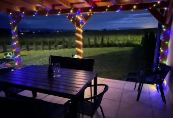 Vila Luxury has Balcony rooms