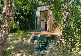 Sleep Space 01 - Green Tiny Spot Geltinger Bucht has Balcony rooms