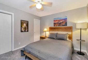 On-site Amenities-pool-h,tub-sauna-arcade-5min2ski has rooms with a private hot tub