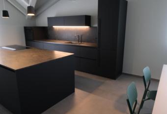 LPPL Apartament has Balcony rooms