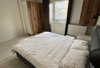 ESTA 123 has Balcony rooms