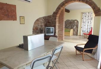 Vecchio Molino has Balcony rooms