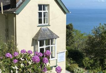 North Walk House allows 18 year olds to book a room