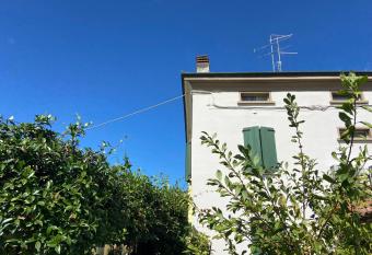 Casa Porto Vecchio allows 18 year olds to book a room