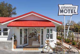 Farmhouse Paso has Balcony rooms