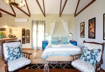 Lentelus Guesthouse allows 18 year olds to book a room