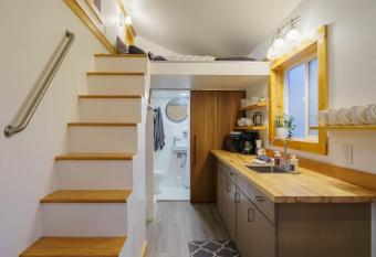 #stayinmydistrict Overlook Backyard Tiny Suite has Balcony rooms