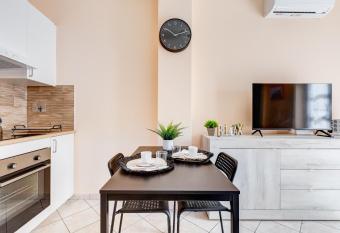 Joker House Roma in 15 minuti Station Airport has Balcony rooms