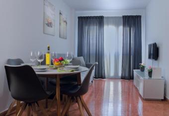 Apartamento Veronika allows 18 year olds to book a room