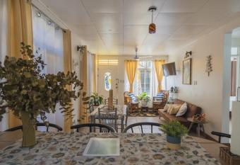 Mahale - Quepos Manuel Antonio Reserve has Balcony rooms