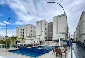 Ap 2 quartos - Ao lado do Shopping Caruaru has Smoking rooms