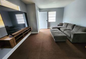 Comfortable in a 2 bed 2 bath allows 18 year olds to book a room