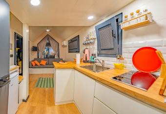 Efe Tiny House has Balcony rooms